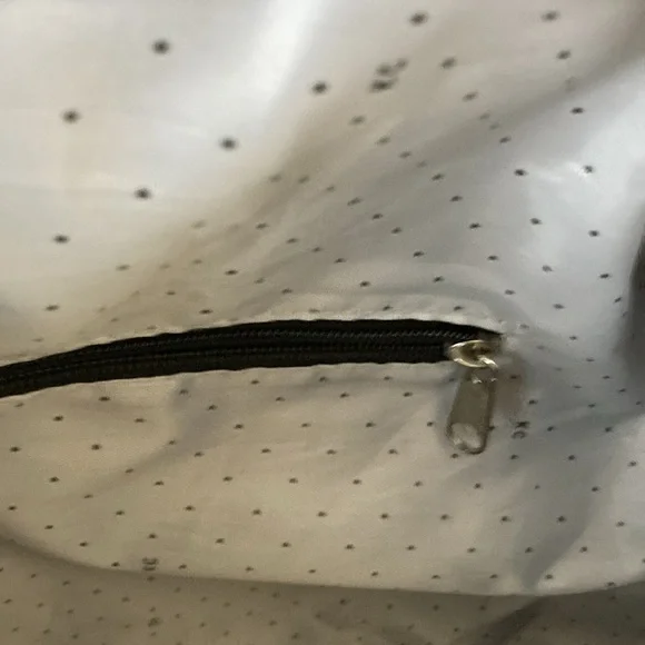 Kenneth Cole Duffel - Picture 10 of 10